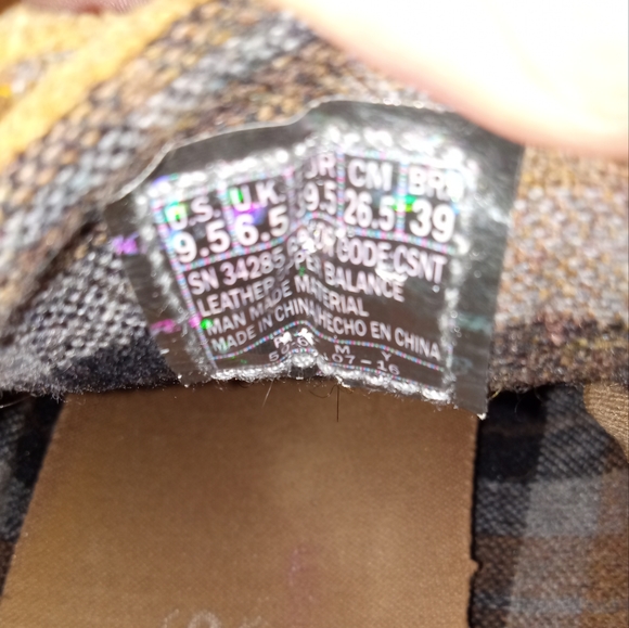 Bobs by Skechers High Notes Wedge Booties in Chestnut Suede Sz. 9.5 - Picture 7 of 7